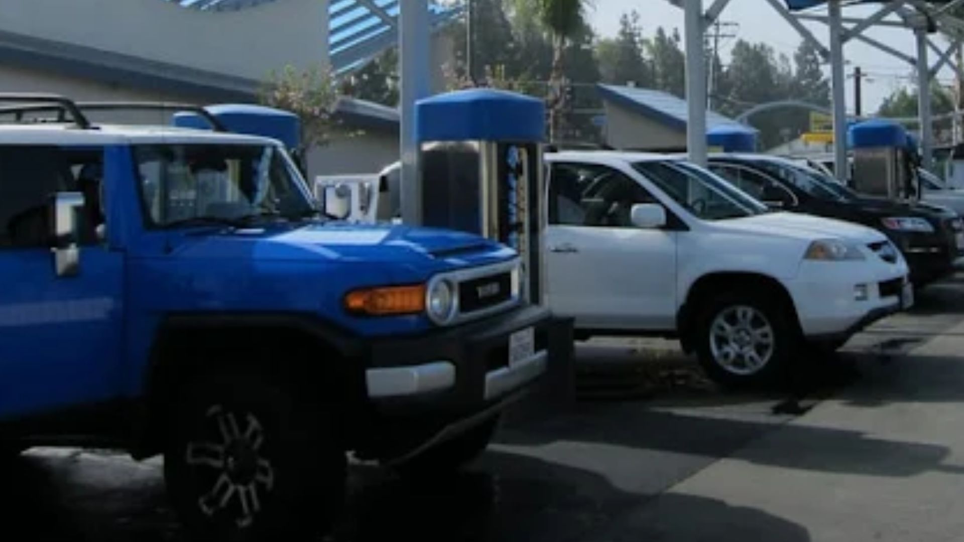 Premium express wash helping maintain vehicle appearance during summer